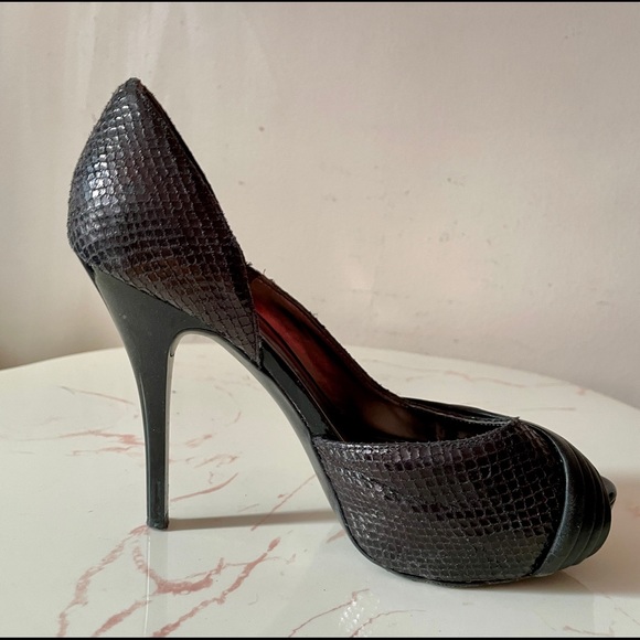 Guess D’Orsay Black Pump - Size 6.5 - Picture 2 of 5